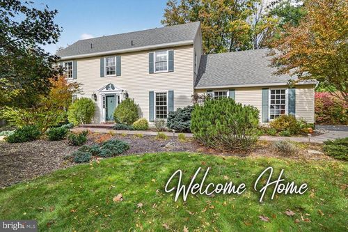 4 Locke Ct, Ewing, NJ, 08628-2645 | Card Image