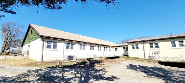 600 E Mary St, Condo with 0 bedrooms, 0 bathrooms and 18 parking in Yates Center KS | Image 8