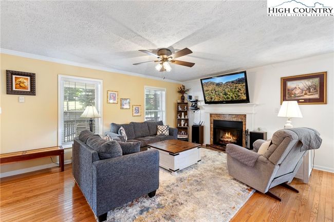 102 Wintergreen Way Rd, House other with 3 bedrooms, 4 bathrooms and null parking in Beech Mountain NC | Image 11