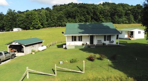 17141 Highway 200, Monticello, KY, 42633-6635 | Card Image