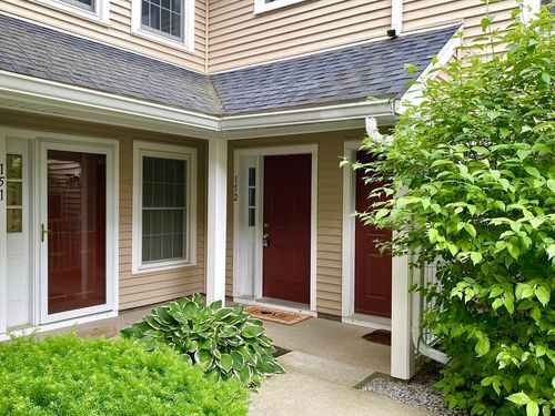 152-152 Tyson Commons Ln, Braintree, MA, 02184-8260 | Card Image