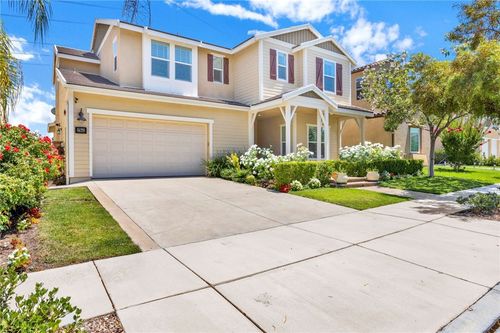 27642 Camellia Dr, Santa Clarita, CA, 91350-5756 | Card Image