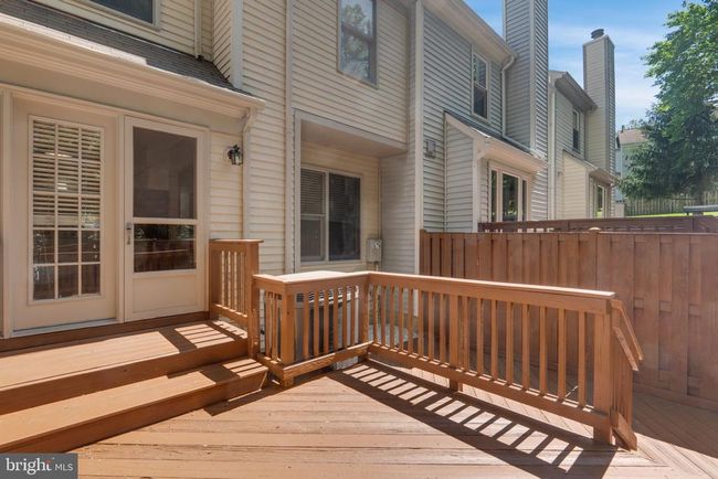 7267 Olde Lantern Way, Townhouse with 3 bedrooms, 4 bathrooms and null parking in SPRINGFIELD VA | Image 51
