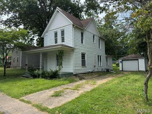210 S Elm Street, Nokomis, IL, 62075 | Card Image
