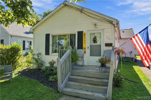 571 Adam St, Tonawanda, NY, 14150-3606 | Card Image