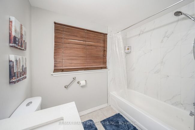 308 Fleetwood Cres, Condo with 4 bedrooms, 2 bathrooms and 2 parking in Brampton ON | Image 31