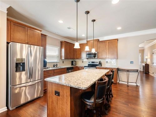 374 Eagles Bluff Way, hoschton, GA, 30548-2068 | Card Image