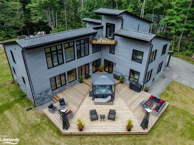 1118 Springdale Shores, House other with 5 bedrooms, 3 bathrooms and 12 parking in Bracebridge ON | Image 2