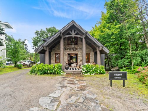 63 Joseph St, Muskoka, ON, P0B1J0 | Card Image