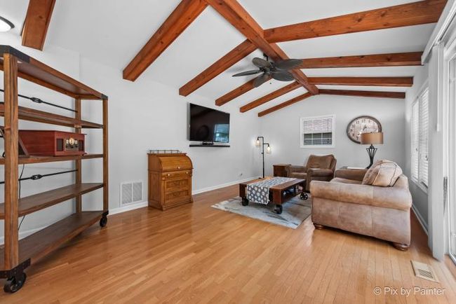 987 Split Rail Dr, House other with 3 bedrooms, 3 bathrooms and 2 parking in Carol Stream IL | Image 11
