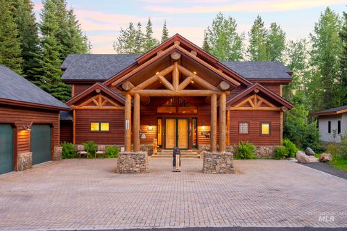 1008 Penstemen Pl, McCall, ID, 83638-5506 | Card Image
