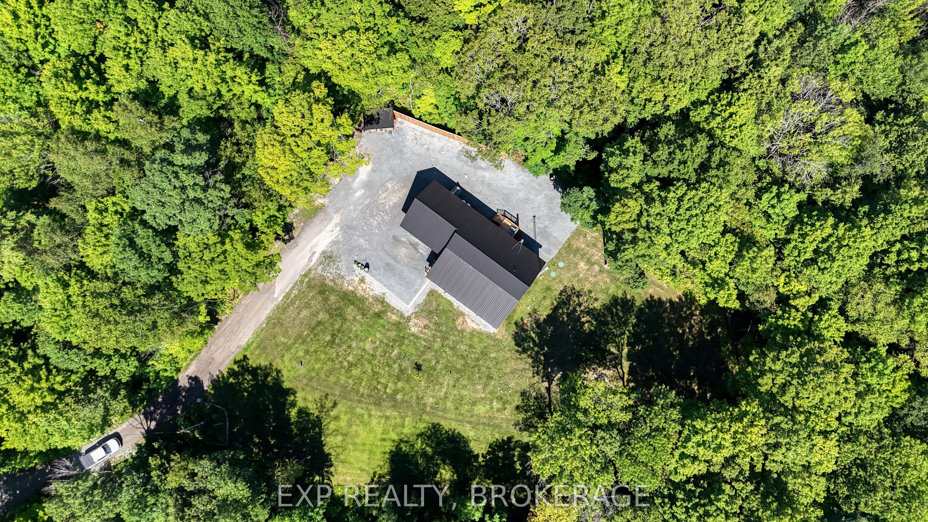 Residential in Frontenac 3