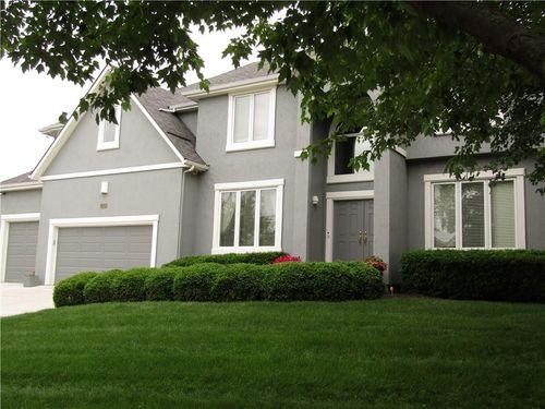 12717 Richards St, Overland Park, KS, 66213-2468 | Card Image