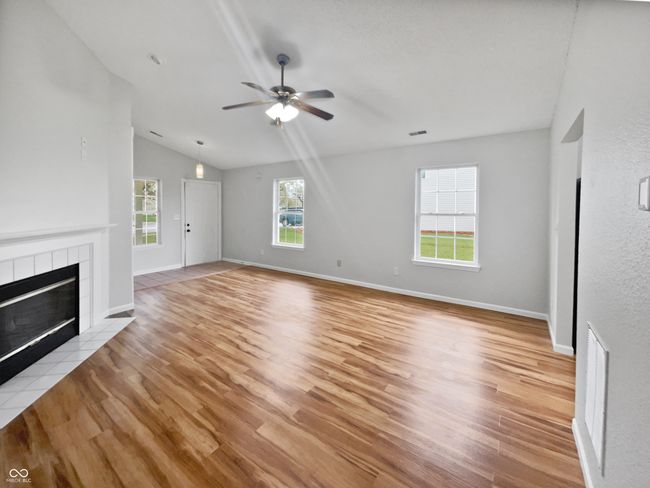 8146 Whitaker Valley Blvd, House other with 3 bedrooms, 2 bathrooms and null parking in Indianapolis IN | Image 11