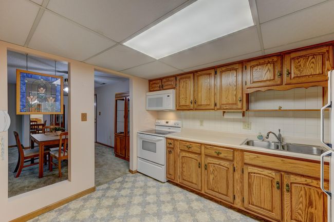 8331 Harrison-11 | Image 11