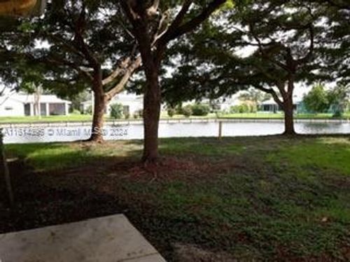 apt-324-7630 Westwood Dr, Tamarac, FL, 33321-2300 | Card Image