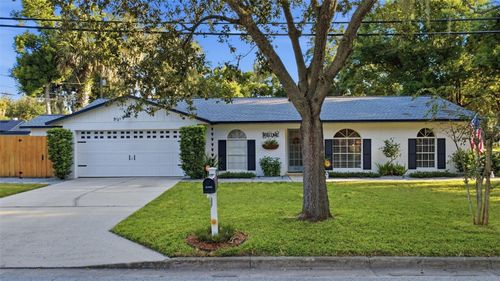 217 W 11th St, SANFORD, FL, 32771-2807 | Card Image