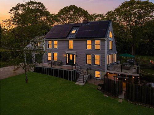 40 Charlotte Ave, Saunderstown, RI, 02874-3410 | Card Image
