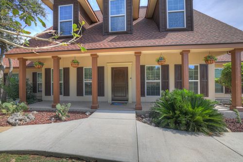 204 Falling Hills, New Braunfels, TX, 78132 | Card Image