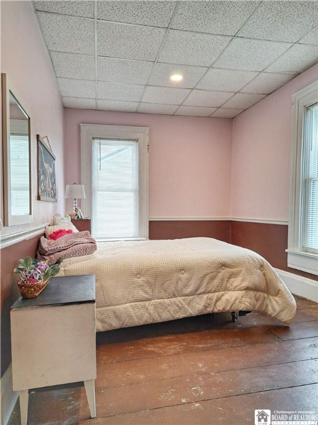 Lower Apartment - Bedroom #2 | Image 16