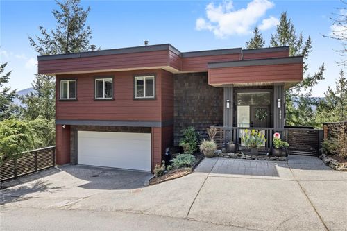 340 Summit Dr, Nanaimo, BC, V9T5R2 | Card Image