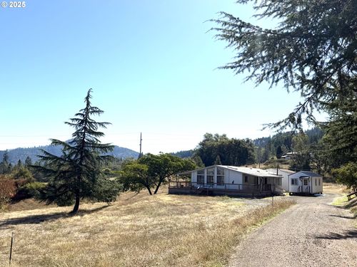 336 Schudeiske Rd, Sutherlin, OR, 97479-9488 | Card Image