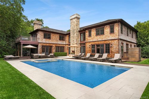 20 Devonshire Ln, Amagansett, NY, 11930-2139 | Card Image
