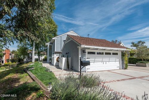 32149 Lake Meadow Ln, Westlake Village, CA, 91361-3618 | Card Image