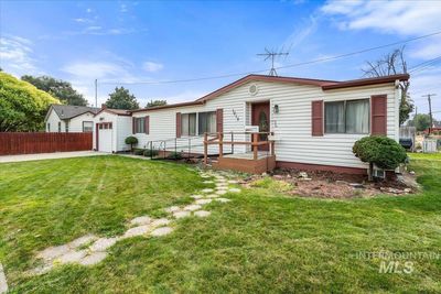 1015 E Dewey Avenue, House other with 3 bedrooms, 2 bathrooms and 1 parking in Nampa ID | Image 1