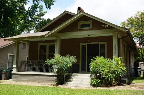 2086 Lee Pl, Memphis, TN, 38104-2804 | Card Image