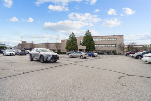 ste-102-725 Reservoir Ave, Cranston, RI, 02910-4450 | Card Image