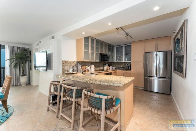 1216 - 310 Padre Blvd, Condo with 3 bedrooms, 3 bathrooms and null parking in South Padre Island TX | Image 5