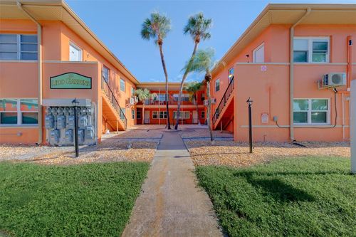 2g-121 46th Ave, ST PETE BEACH, FL, 33706-2567 | Card Image