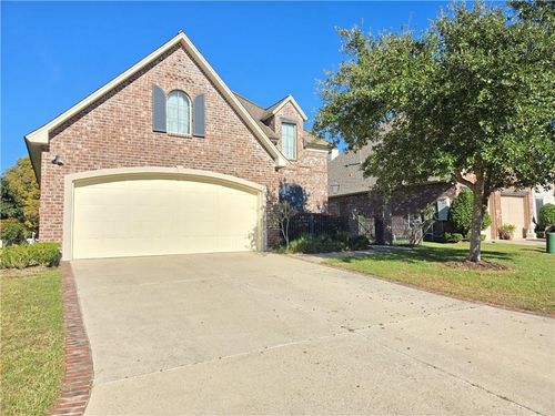 206 Nicklaus Dr, Slidell, LA, 70458-8845 | Card Image