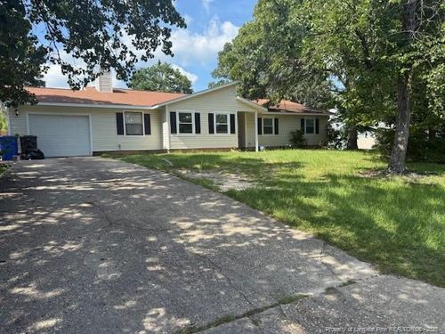 6842 Buttermere Dr, Fayetteville, NC, 28314-5132 | Card Image