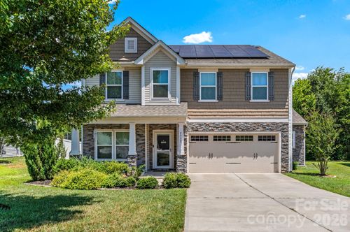 4515 Wedge Dr, Pfafftown, NC, 27040-9832 | Card Image