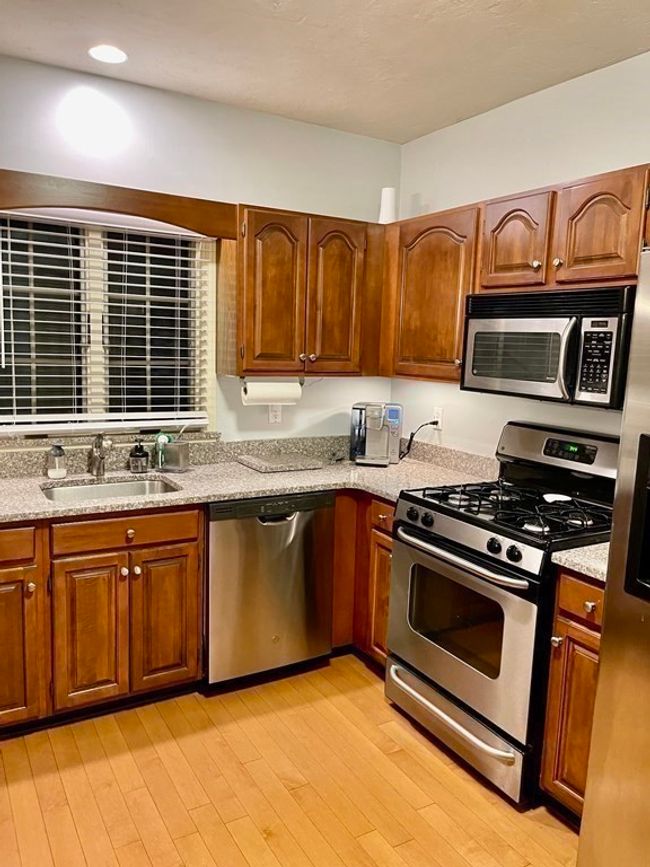 215 - 215 Allerton Commons Ln, Townhouse with 3 bedrooms, 3 bathrooms and 1 parking in Braintree MA | Image 20