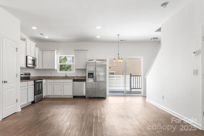 2005 Amos Oaks Ln, House other with 3 bedrooms, 3 bathrooms and null parking in Charlotte NC | Image 10