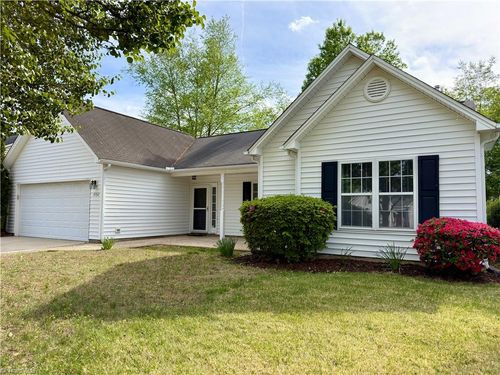 3792 Vanhoe Ln, Jamestown, NC, 27282-7780 | Card Image