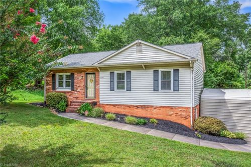 5109 Tall Tree Drive, Winston Salem, NC, 27105 | Card Image