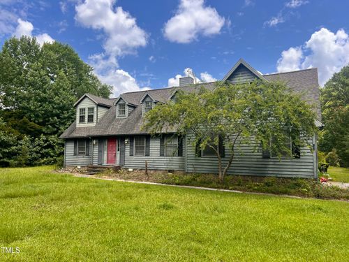 140 Plantation Dr, Swansboro, NC, 28584-8428 | Card Image