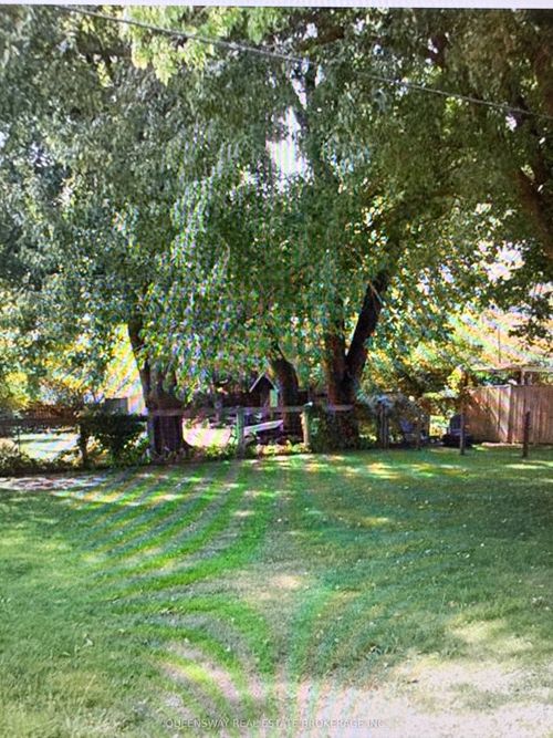 115 Centre St, Shelburne, ON, L9V | Card Image