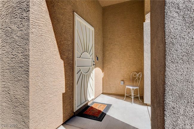 7613 Pulpit Rock Ct, House other with 3 bedrooms, 3 bathrooms and null parking in Las Vegas NV | Image 6