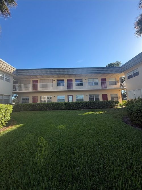 204-33 Vista Gardens Trl, Vero Beach, FL, 32962-0703 | Card Image