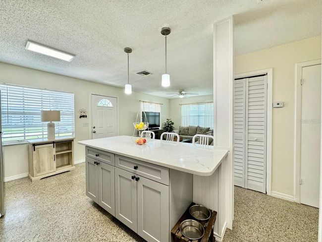 6331 S Renellie Ct, House other with 3 bedrooms, 1 bathrooms and null parking in TAMPA FL | Image 7