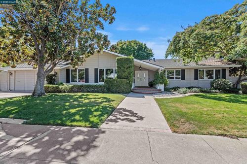 2233 Lomond Ln, Walnut Creek, CA, 94598-3702 | Card Image