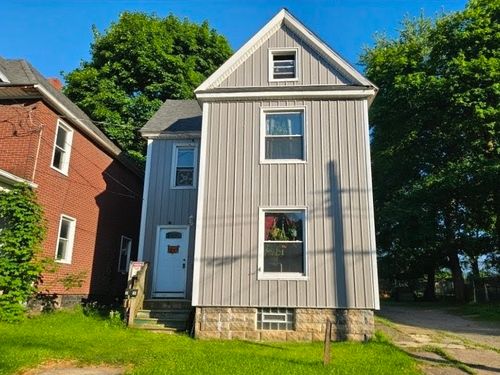1131 11th St, Erie, PA, 16502-1146 | Card Image