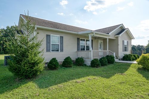 138 Falls View Rd, Sparta, TN, 38583-4355 | Card Image
