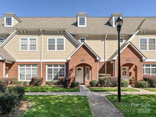 1039 Central Park Cir, Davidson, NC, 28036-9311 | Card Image