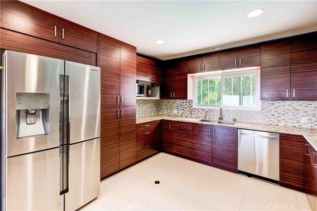 202 Edwards Pl, House other with 3 bedrooms, 4 bathrooms and 2 parking in Glendale CA | Image 8